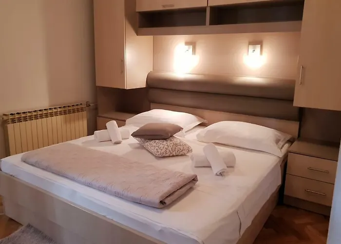 Pensión Marina 3*